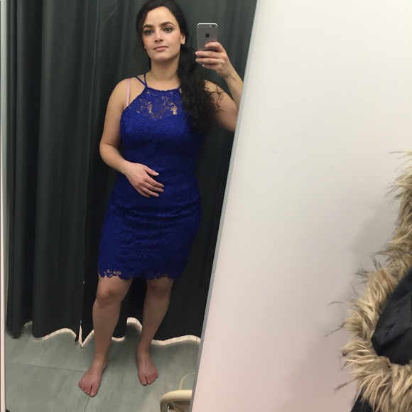 Floral-Lace Dress - Picture 5 of 5